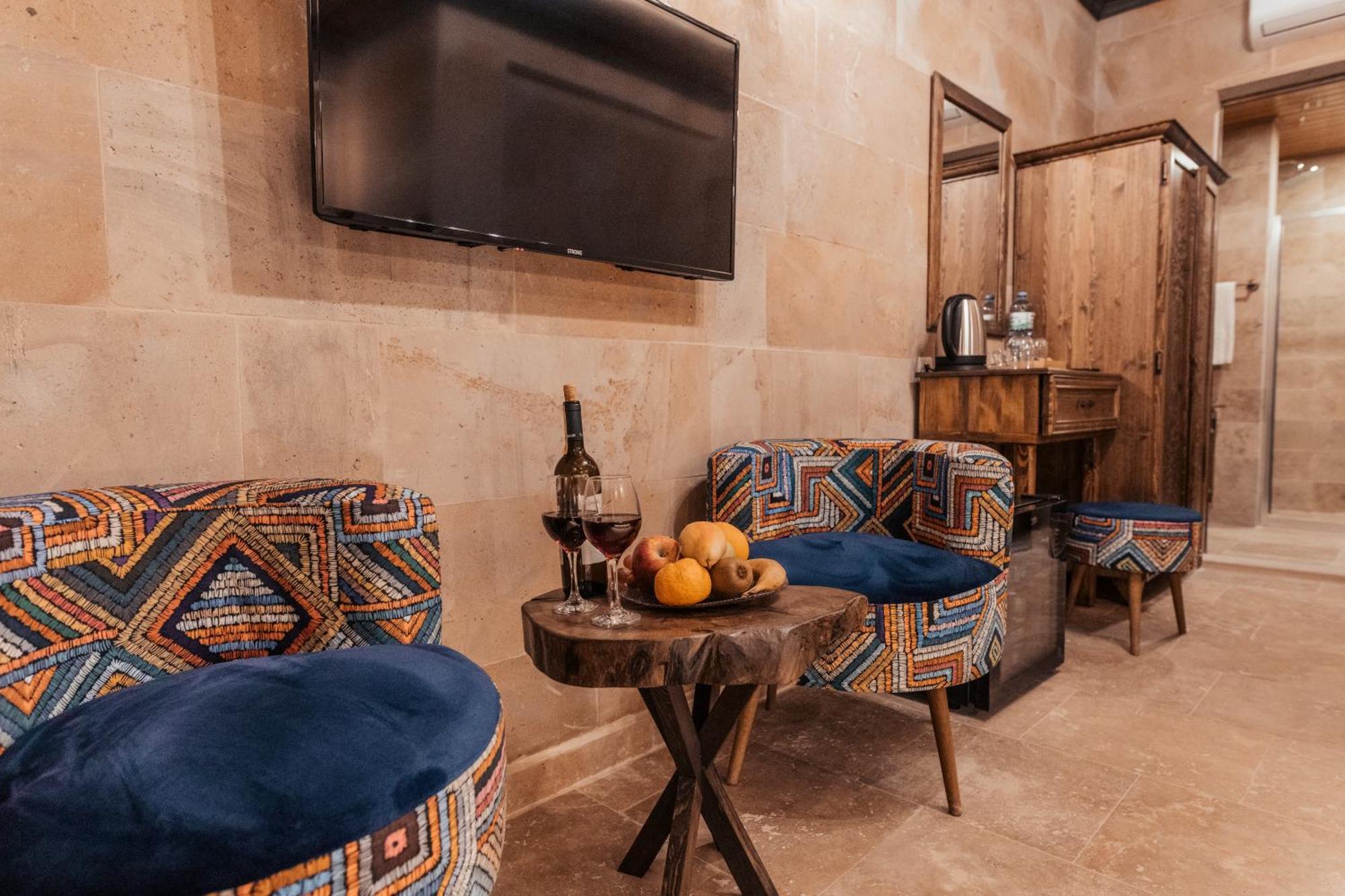 Bayar Cave Suites 어굽 외부 사진